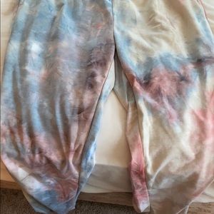 A Outfit Set Never Worn Still Got The Tags On